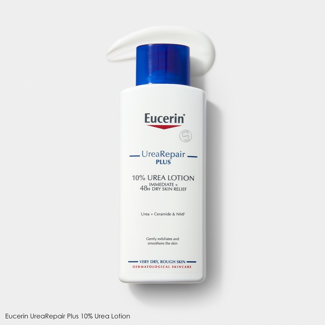 Escentual - If there's one thing we can all learn from those with eczema, it's: moisturise our bodies daily.⠀⠀⠀⠀⠀⠀⠀⠀⠀
⠀⠀⠀⠀⠀⠀⠀⠀⠀
Do you apply body lotion everyday? Confessions below!⠀⠀⠀⠀⠀⠀⠀⠀⠀
.⠀⠀⠀⠀⠀⠀⠀⠀...