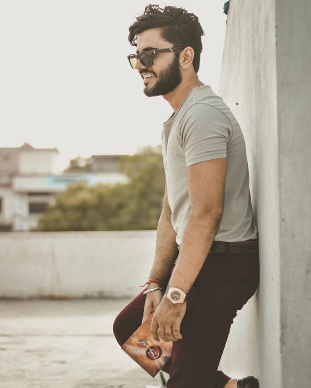 MYNTRA - The secret to looking good is no secret at all. Dare to experiment with your style. Agrees @dapper.pro who teams a basic grey tee with a pair of maroon chinos, like a pro! 
Look up product co...