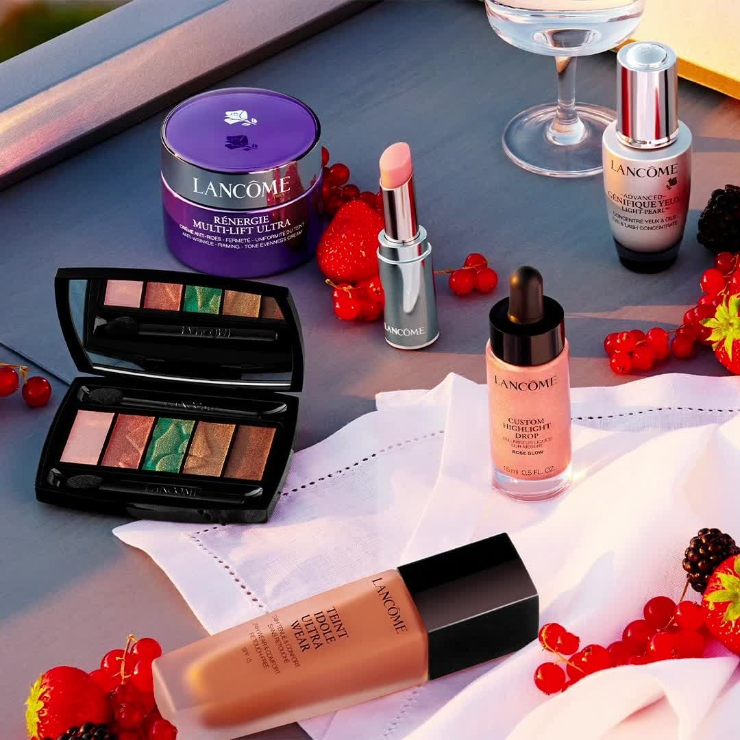 Lancôme Official - Looking forward to a date night? Recreate a Parisienne’s romantic summer look. Here’s how to: 
STEP 1: Add a touch of shine to your eyes to make them unforgettable.
STEP 2: Highligh...