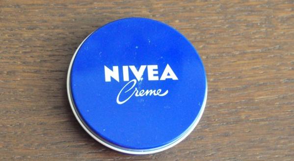 Универсальный увлажняющий крем NIVEA Creme фото