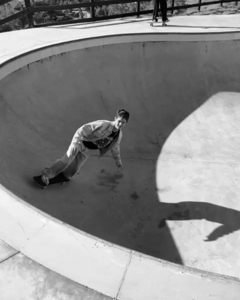 KENZO - BEHIND THE SCENES
The #KENZOxVANS campaign captured by @felipeoliveirabaptista. The capsule, featuring a sneaker collaboration with @vans, is available via link in bio.
#KENZOFOB