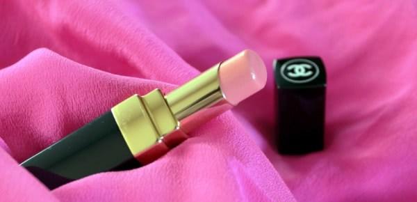 Прекрасная Chanel Rouge Coco Shine – Увлажняющая помада с блеском  56 Chance