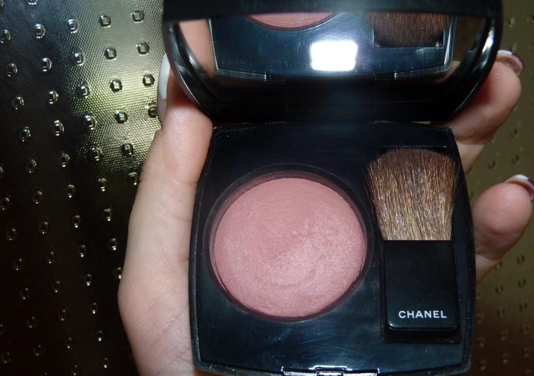 Две нежные розочки в моей косметичке - Chanel Powder Blush 160 Innocence и Guerlain Rouge Automatique 164 Chamade