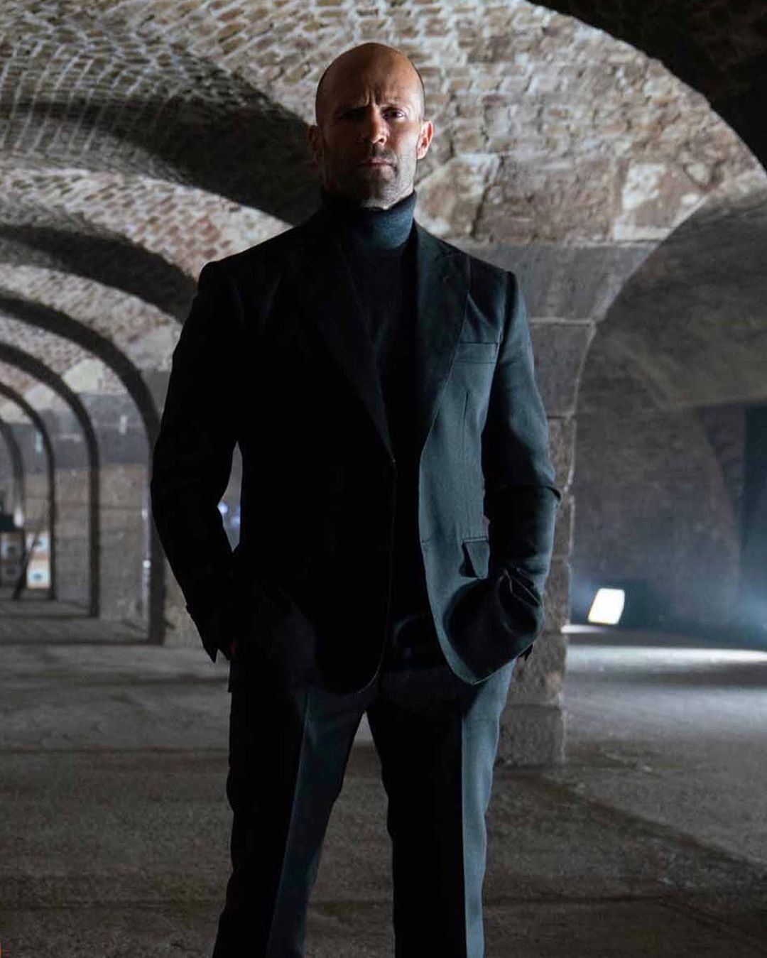 Jason Statham - @andersonandsheppardbespoke #hobbsandshaw
📸@danielsmithphotography