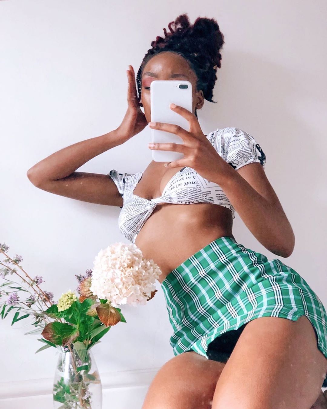 SHEIN.COM - Killing it  in this #ootd Sis! 😍 ✨@thisisthandie
Shop 'SHEIN Split Hem Plaid Skirt' link in bio.
Shop Item #: 782683
#SHEIN #SHEINgals #SHEINstyle #SHEINss2020 #SHEINsummerfun #plaid #skir...