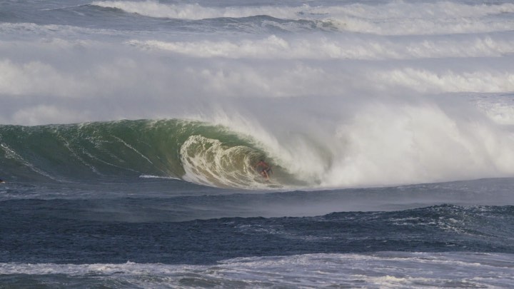 Quiksilver - You don’t forget a wave like this. @mikeywright69 and a mind-melter from Soft Serve.