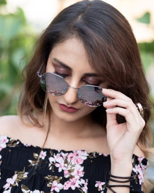LENSKART. Stay Safe, Wear Safe - New for Autumn 2020! 🍂
Back to cool with a pair of Polarized sunglasses. Super chic hexagonal sunnies to wear when you’re stepping outside and want to pull of a great...