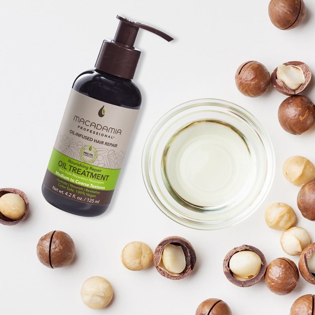 Macadamia Beauty - Looking for more moisture and less frizz? Look no further than our Nourishing Repair Oil Treatment 🌰 ✨ Rich in omega fatty acids
🐴 For medium to coarse hair textures 🖇️ Reduces hair...