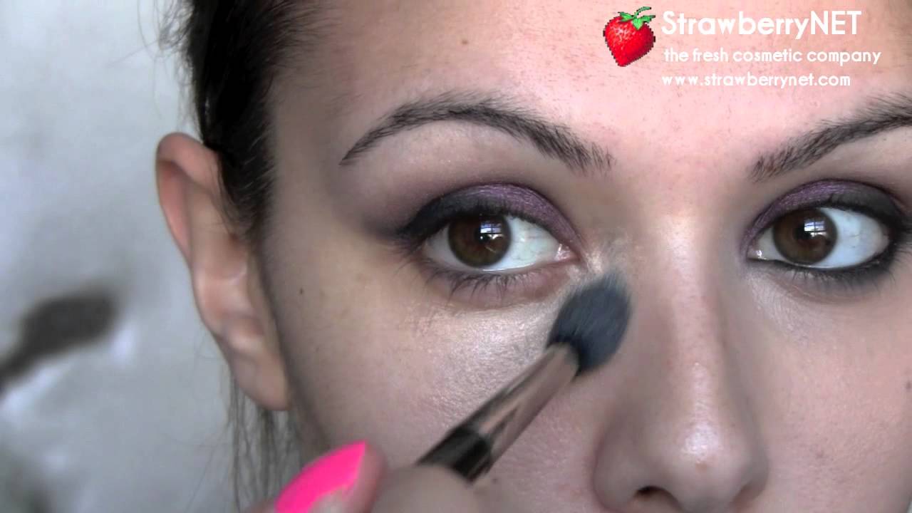 StrawberryNET How To: Sexy Exotic Eye Makeup (Spanish)