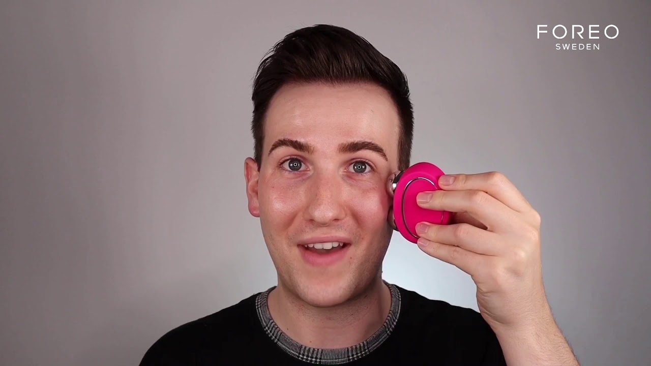 FOREO BEAR: A Complete Guide To The Face Sculpting Microcurrent Device