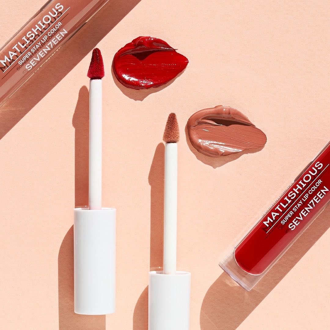 ParadPomad - Встречайте новинку от Seventeen!
Жидкая помада-блеск MATLISHIOUS SUPER STAY LIP COLOR!
Насыщенные непрозрачный цвет и матовый финиш.  Кремовая невесомая текстура и уход за губами. Увла...