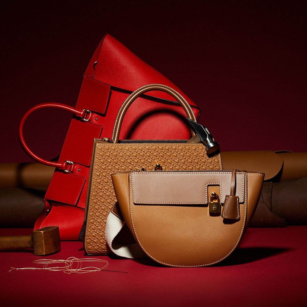 CAROLINA HERRERA - Collect them all. Rediscover the new La Place Collection #instore and online.  #CHVendomeBag, #CHOdeonBag, #CHMadeleineBag.

For each accessory you acquire, you will donate 10% and,...