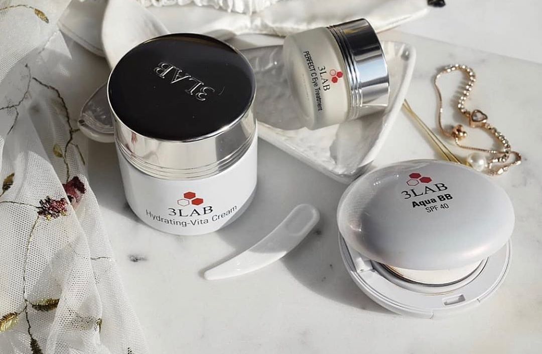 3LAB - The trio of products that when combined, will change your skincare game - the Hydrating Vita-Cream, Perfect C Eye Treatment and Aqua BB SPF 40. 

The Hydrating Vita-Cream coupled with the Perfe...