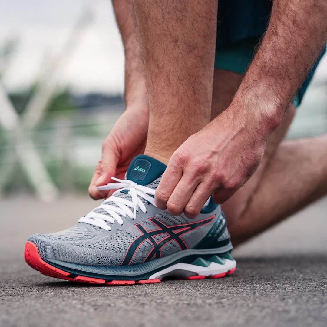 ASICS Europe - The #GELKAYANO 27 shoe features DYNAMIC DUOMAX™ technology to protect your foot from excessive pronation. 

Find out what @runnersphere_, @asicsfrontrunner member, thinks of the updates...