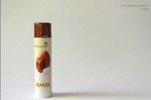 Yves Rocher: Restaurierungs-Lippenbalsam mit Sheabutter Reparieren - rezension