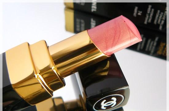 Помада Chanel Rouge Coco Shine в оттенке 74 Parfait