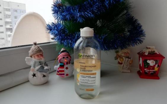 Мицеллярная вода Garnier С Маслами Skin Naturals для снятия стойкого макияжа фото