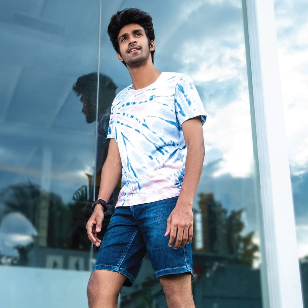 Lifestyle Store - Look fashionable and fresh in these summer-washed, denim blue shorts and tie and dye tees by Bossini from lifestyle!
.
Tap on the image to SHOP NOW or visit your nearest Lifestyle St...