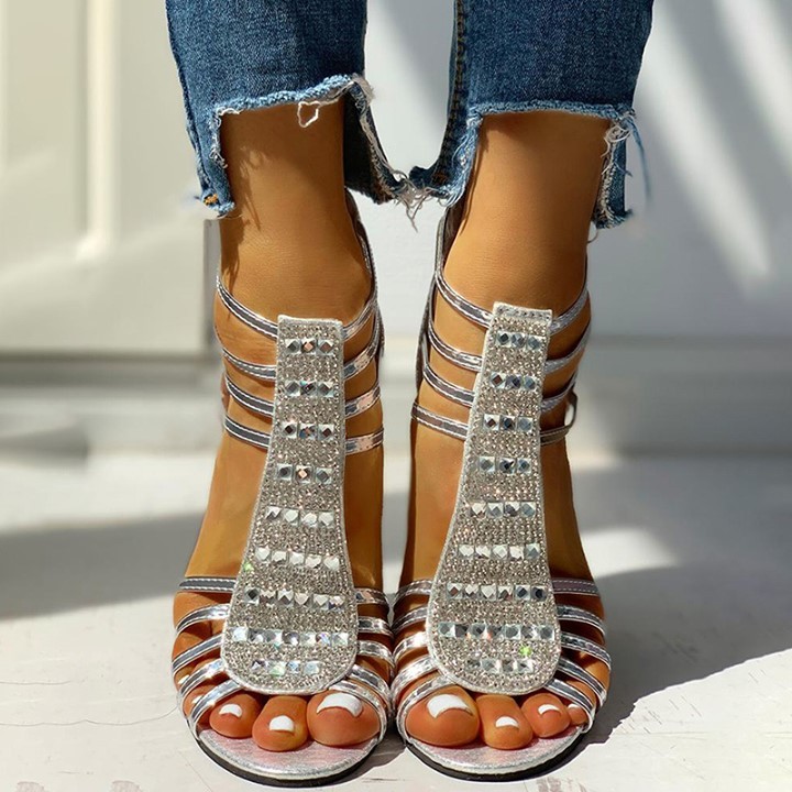 Joyshoetique - Studded Multi-Strap Chunky Sandals🔥⁠ ⁠
Search🔍:[LZT1804] ⁠
⁠ 👠www.joyshoetique.com👠⁠ ⁠
⁠ #joyshoetique#fashion#style#instagood#picoftheday#musthave#inlove#howtostyle#ootd#starEmbellishe...