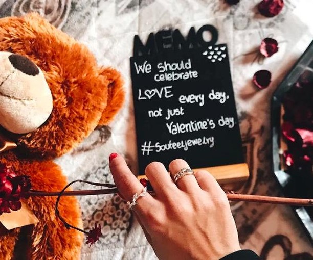 Soufeel.com - A little #ThrowbackThursday from February. Just a reminder to always live in love. ❤️✨