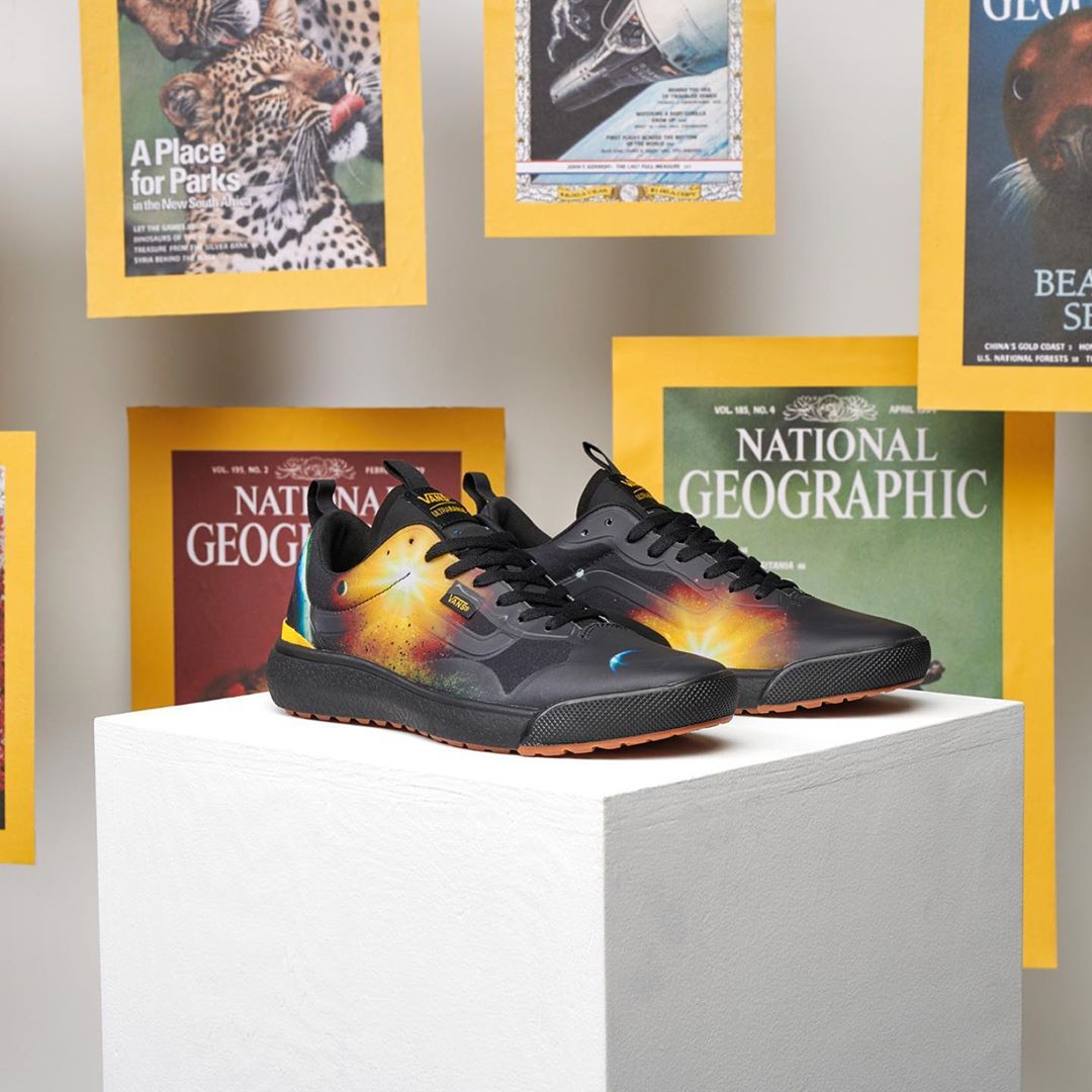 Vans Russia - Кеды UltraRange EXO из коллаборации с @Natgeo — для тех, кто любит приключения и осознанно относится к окружающей среде.
⠀
Приобрести коллекцию Vans X National Geographic можно в ТЦ «Мет...