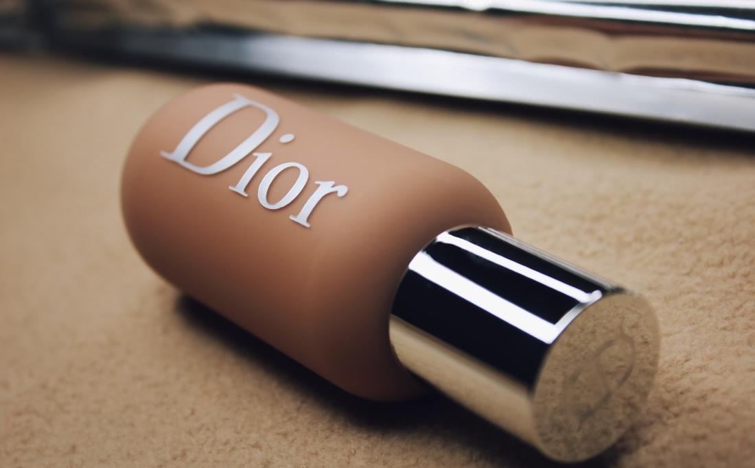 Dior Backstage оттенок 2,5N. Основа, которая здорово смотрится на лице