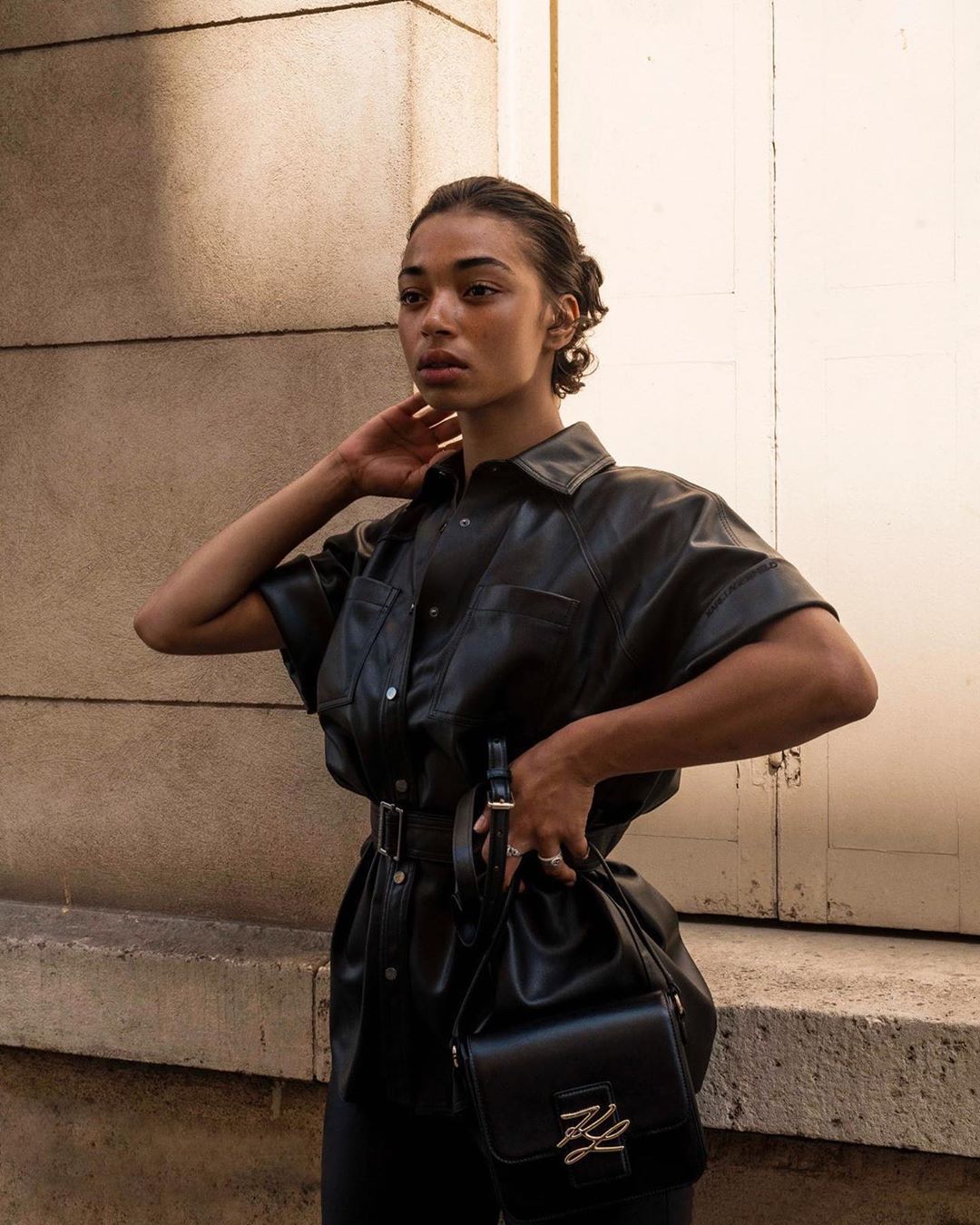 KARL LAGERFELD - Need an outfit for #PFW ? Get inspired by the stunning @manonbresch wearing head-to-toe faux leather and the K/Autograph bag. #KARLLAGERFELD