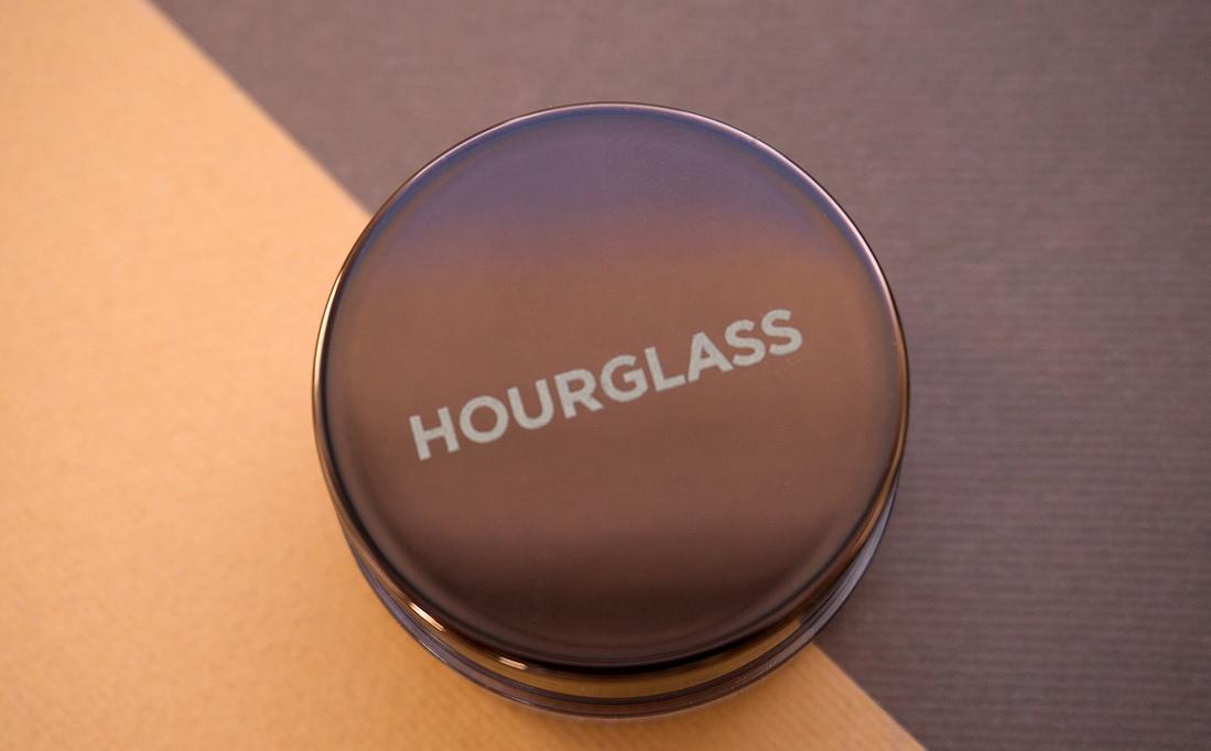Кремовые тени Hourglass Scattered light glitter eyeshadow в оттенке Blaze - отзыв2 Кремовые тени Hourglass Scattered light glitter eyeshadow в оттенке Blaze