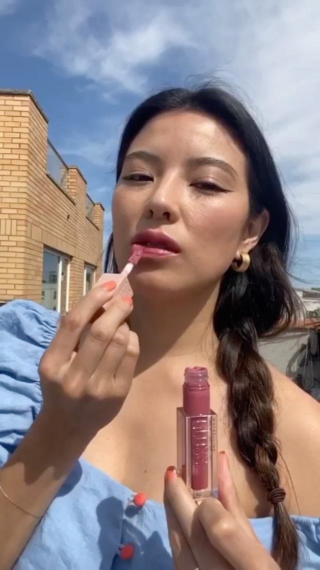 Maybelline New York - Maybe it’s Maybelline 😍 @mexicanbutjapanese wearing #liftergloss in ‘petal’ and @platinumpunk rockin’ ‘reef’. #mnyitlook #regram