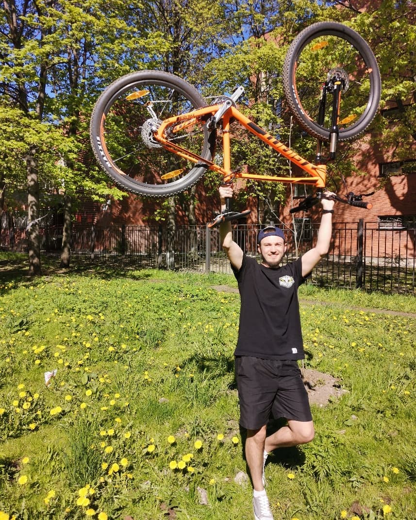 ВелоДрайв - #ВелоВторник ждали? Мы — очень 🚲
⠀
Скидывайте в сторис селфи/фотографии со своим велосипедом. Не забывайте отмечать наш аккаунт и ставить хэштег #ВелоВторник.
⠀
Будем обязательно вас репо...