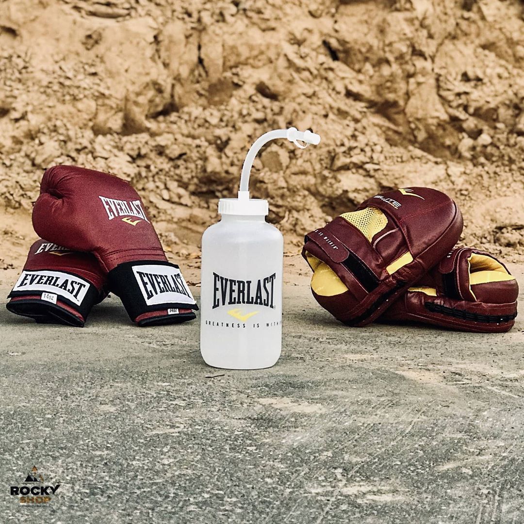 ROCKY-SHOP - Боксерские перчатки Everlast Pro Level из натуральной кожи за 5950₽, лапы для бокса Everlast Elite за 7650₽, бутылка Everlast 0,9 литра за 770₽.
Цена со скидкой по промокоду INSTAG15
Эти...