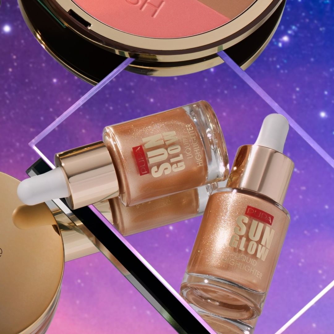 pupamilanoitaly - STRIKE A POSE 💃🏽
Scopri Sun Glow Liquid Highlighter e fai risaltare all’istante la tintarella guadagnata! 

➡️ Applicalo anche su spalle e décolleté per un effetto super 🔝

#pupamila...