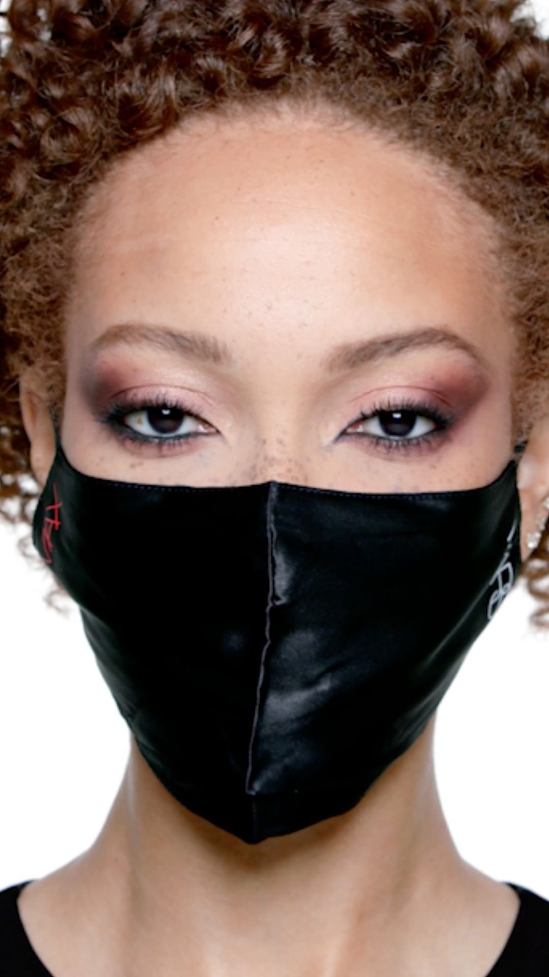 NARS Cosmetics - NARS Global Artistic Director @LenaKoro shows you her tricks to the perfect feline flick in Episode 2 of our four-part series, Eyes On The Rise. See the full how-to on IGTV. #NeverFak...