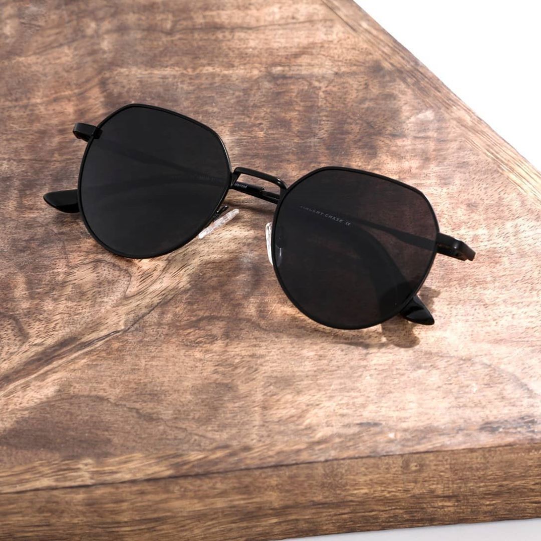 LENSKART. Stay Safe, Wear Safe - Love black? Here’s a pair that can be your next all-time favourite!

🔎138436

#Mission2020 #2020Vision #LenskartEyewear #LiveInLenskart #Monsoon #Instastyle #Instagood...