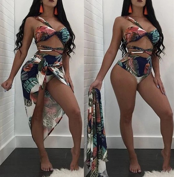 Whatlovely - Tropical Print Monokini & Cover-up
🔍Search 'HL00009' link in bio.

#instagood #fashion #style #instafasion #beauty #standout #ootd #bestoftoday #onlineshopping #BoutiqueShopping #womenswe...