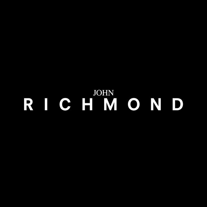 John Richmond - Window concept, light, beats, sound.
#officialjohnrichmond #mfw2020