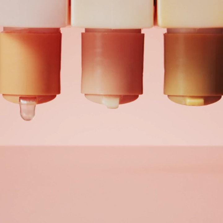 Sephora - Three-peat 🔁
… 
You’re staring at Daily Shampoo from @daehair 👀#OddlySatisfying