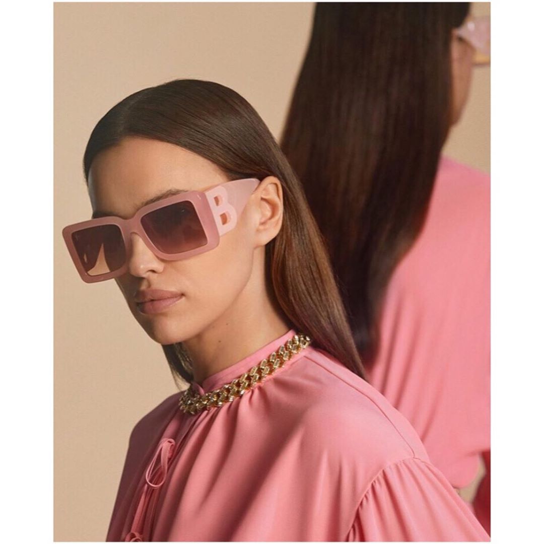 Слепая Курица бутики оптики - Модель солнцезащитных очков бренда Burberry BE4312 
Приобрести данную модель можно на сайте slepayakurica.ru ( активная ссылка в шапке профиля) или в бутиках Слепая Кури...