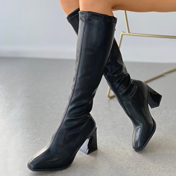 Joyshoetique - Back Zip Square Toe Chunky Heeled Boots 🔥⁠
Search🔍:[LZT3154] ⁠
👠www.joyshoetique.com👠⁠
⁠
 #fashion #shoes #style #love #winter #instafashion #shopping #heels