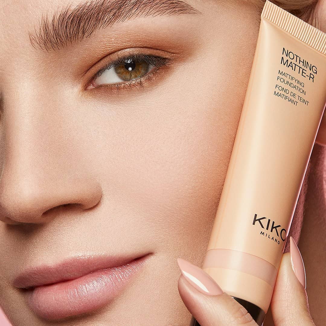 Kiko Milano Russia - Всем любительницам матовой кожи посвящается 😉

Новое тональное средство NOTHING MATTE-R MATTIFYING FOUNDATION легко наносится, скрывает несовершенства и сохраняет матовый эффект д...