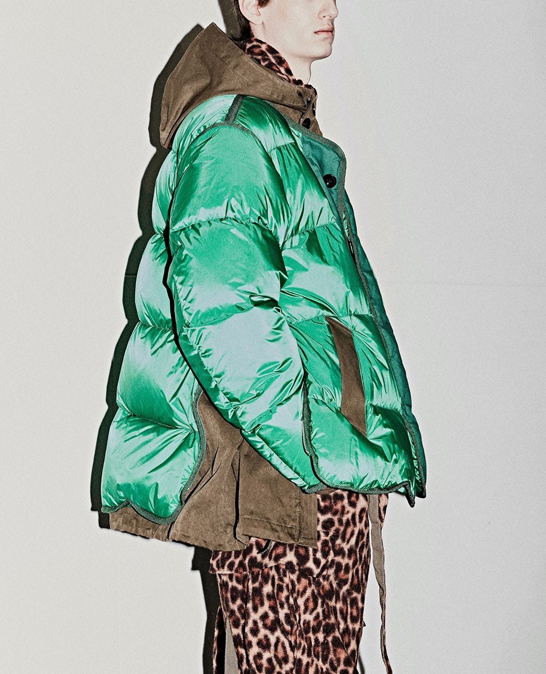 A N T O N I O L I . E U - @sacaiofficial x @ten_c_official ⁠
For the 2020 Autumn Winter season, Sacai has collaborated with the Italian brand Ten c on a capsule collection shown on the men’s runway, d...