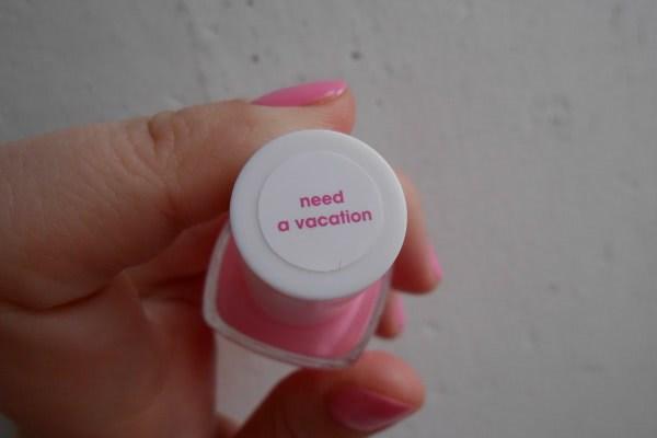 Лак Essie Need a Vacation №19 - Barbie Girl на каникулах