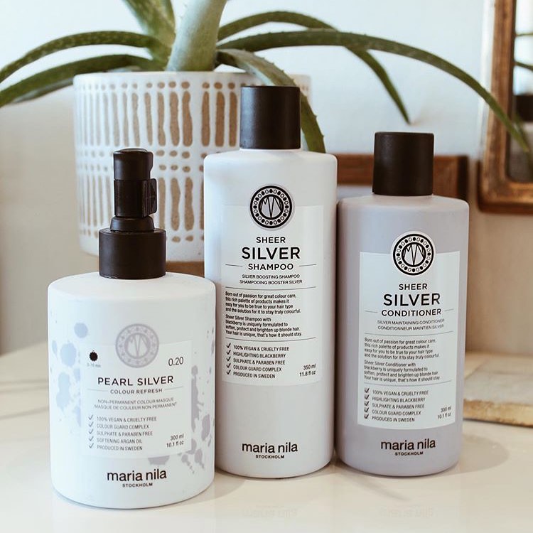 Maria Nila Stockholm - Our vegan solution for a cool blonde hair 💜. Sheer Silver Shampoo and Conditioner paired with our Colour Refresh Pearl Silver! The violet pigments remove golden and yellow tones...