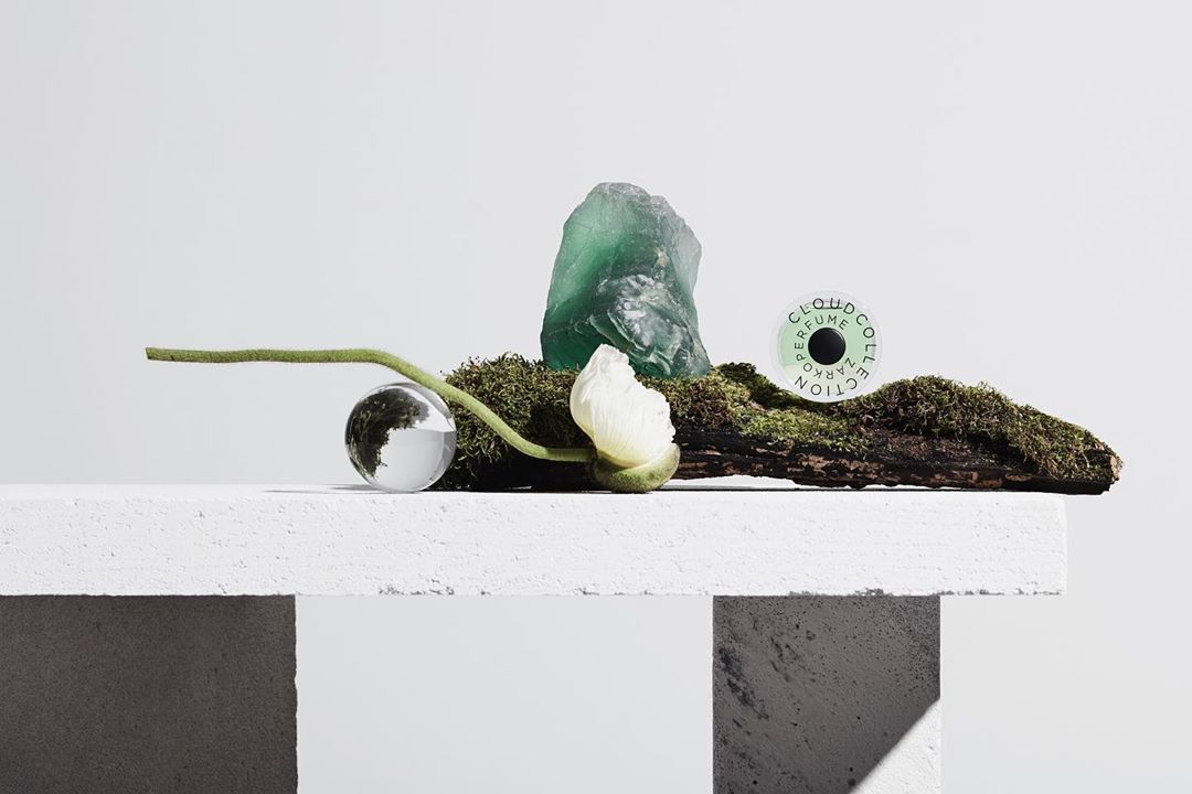 ZARKOPERFUME - 💚 G I V E A W A Y 💚
Win Cloud 3 to you and your friend
To enter you have to:
• Like this post
• Follow @Zarkoperfume • Comment and tag below who you want to share the price with • Be an...