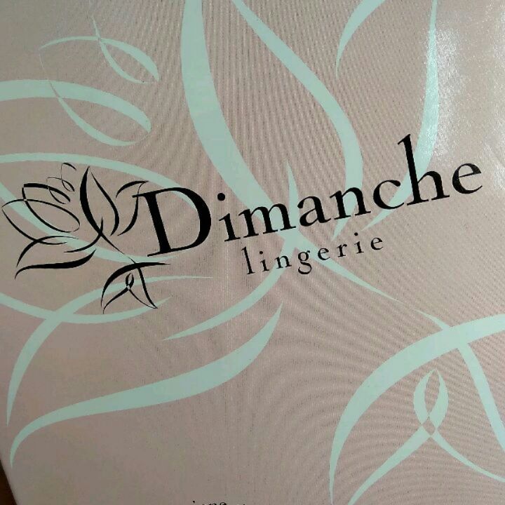 trusiki.ru - Бралетт + шортики стринги Dimanche
⠀
В магазине со скидкой 20%
#trusikiru #dimanche #мода #нижнеебелье #женскоебелье #красивоебелье #бюстгальтер #бралетт #скидкинабелье