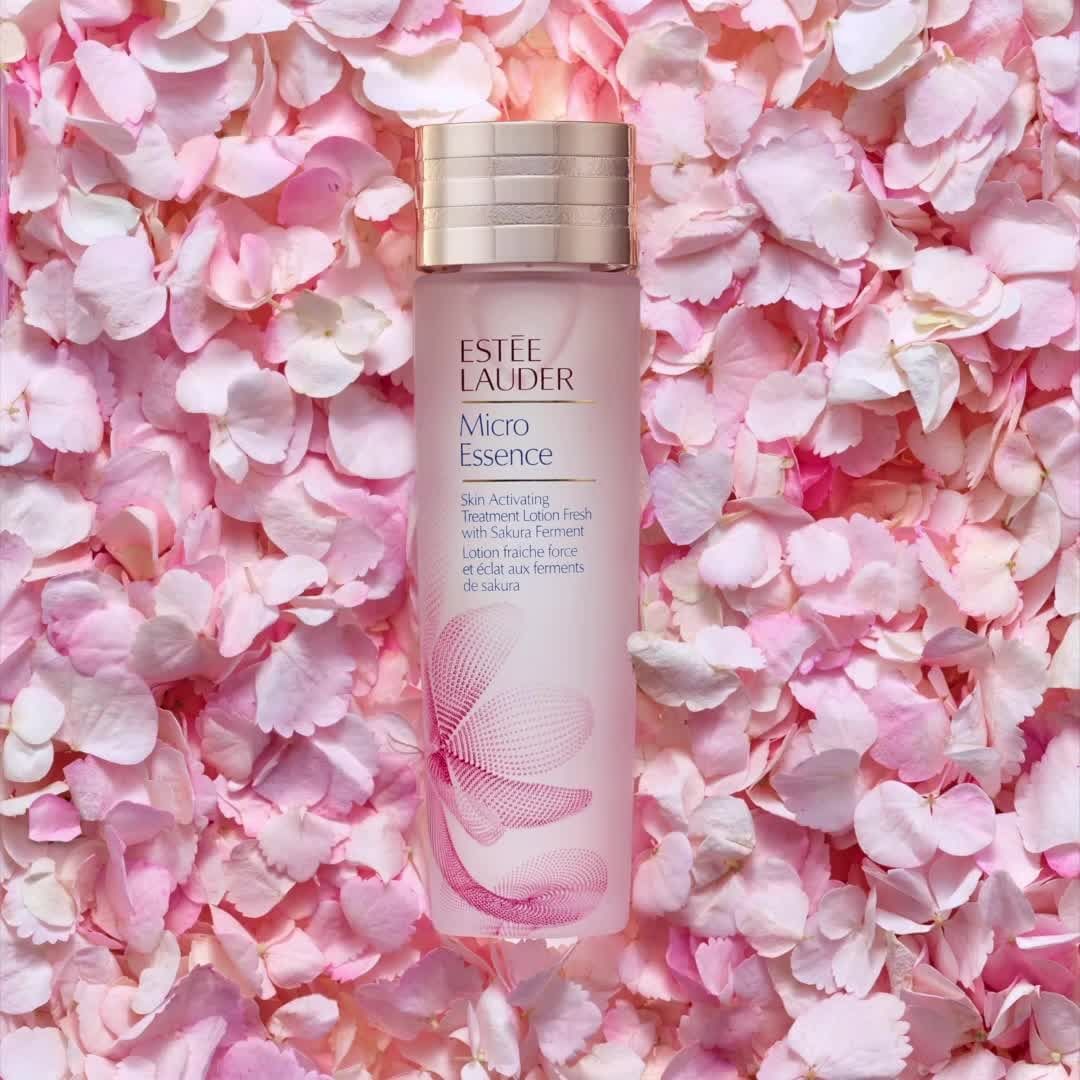 Estée Lauder - Is your skin irritated, but it's too hot for heavy creams? Our #MicroEssence Treatment Lotion Fresh soothes and strengthens the skin’s foundation without weighing you down. Infused with...