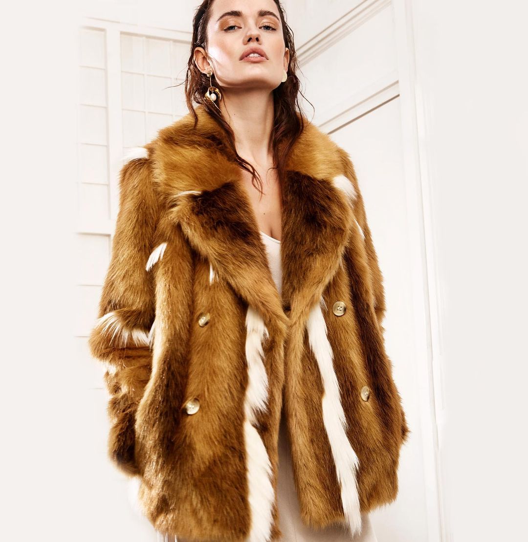 ＢＥＡＵＭＯＮＴ - Our fun faux fur coat🤍 #Beaumont #favorite #coat #shopnow #soft #newcollection #beaumontbeauties #BB