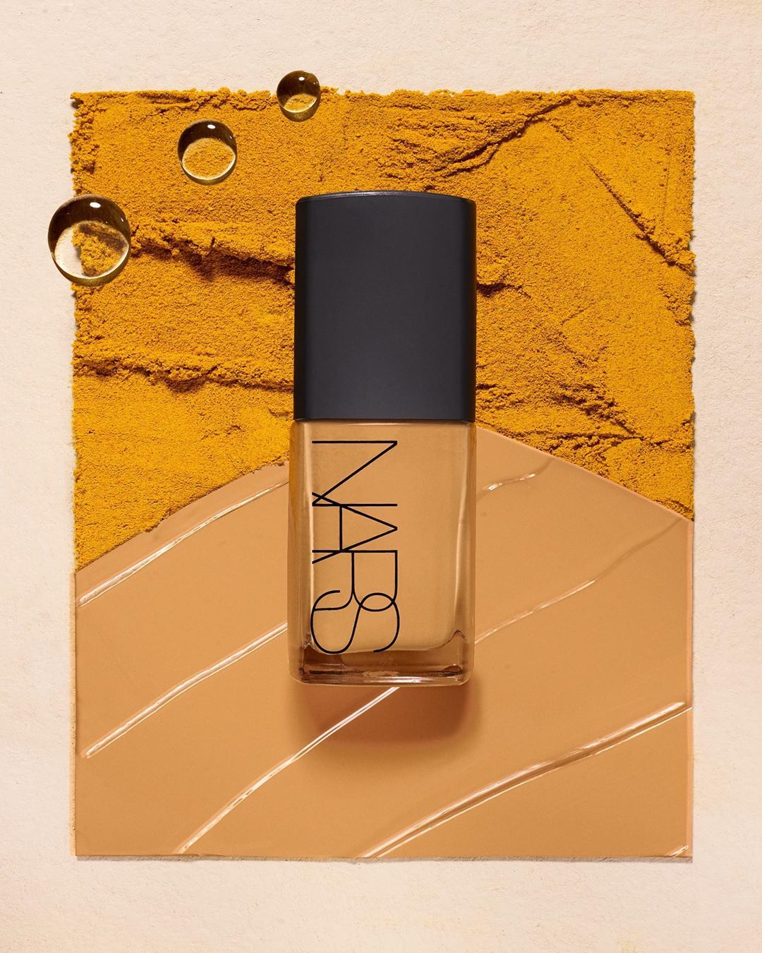 NARS Cosmetics - Blend with benefits. Sheer Glow Foundation’s blend of Vitamin C and Turmeric Extract help brighten and even skin tone, improving the look of skin instantly—and over time. Which shade...
