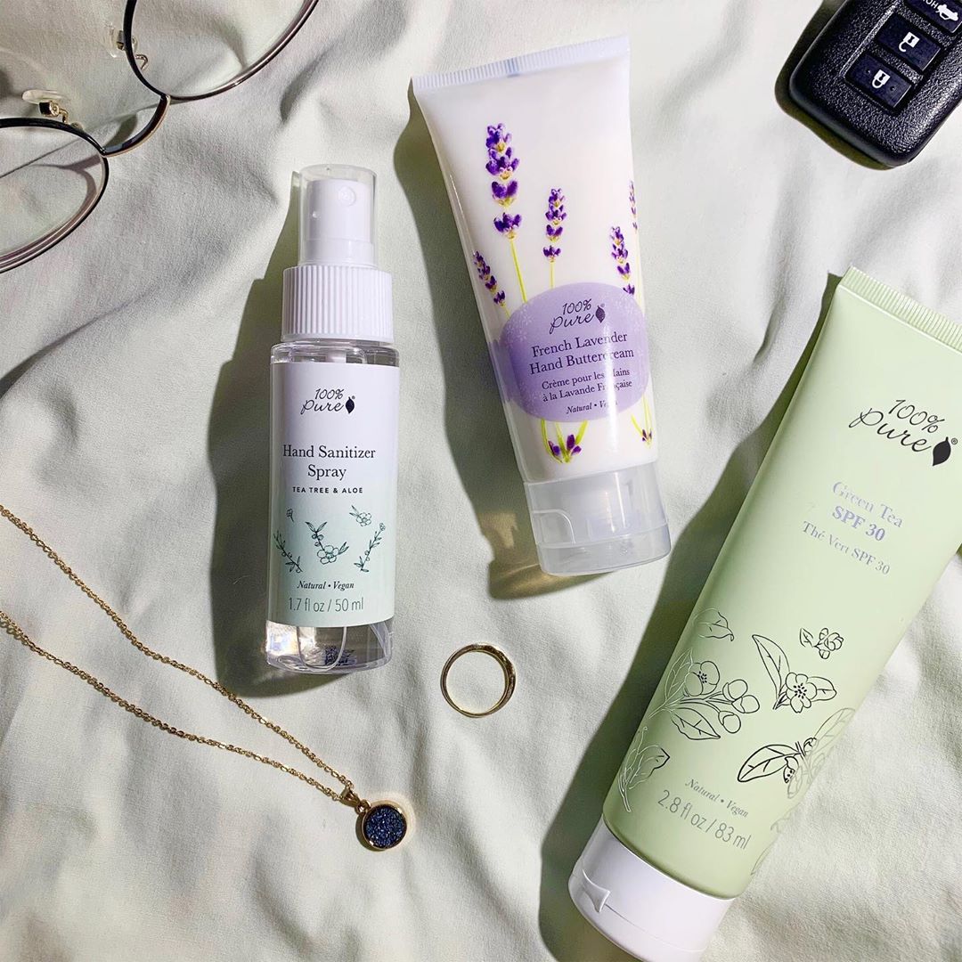 100% PURE - Quick! Which 100% PURE products are your on-the-go must-haves? 👜💭

We can't go anywhere without our Hand Sanitizer Spray, Hand Buttercream, and some SPF. Comment yours below! 

#safewithpu...