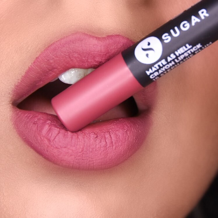 SUGAR Cosmetics - Never ending lipstick love! 👄
In frame: @curlyconfession

Product used: 
💄Matte As Hell Crayon Lipstick 15 Stephanie Plum
.⁠
.⁠
💥 Visit the link in bio to shop now.⁠
.⁠
.⁠
#TrySUGAR...